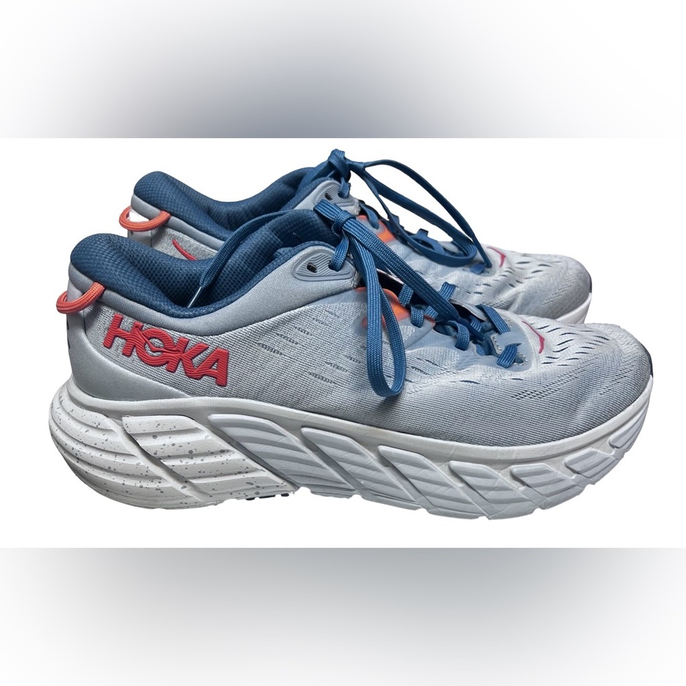 Hoka One One Woman’s Gaviota 4 size 9.5